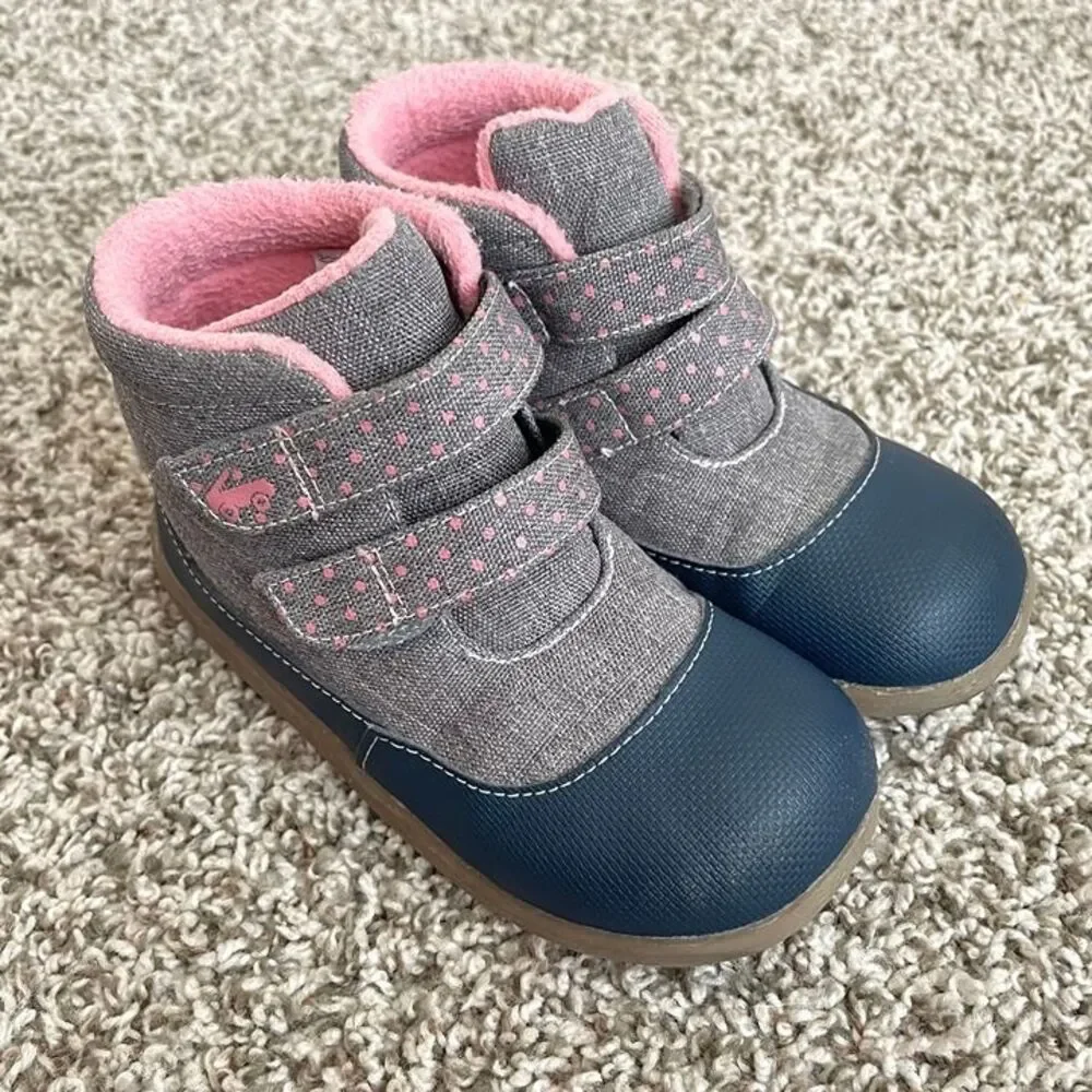 Size 11 / Girls See Kai Run Boots